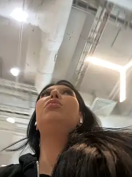 Tisha Busty online show from 24, 2, 2026