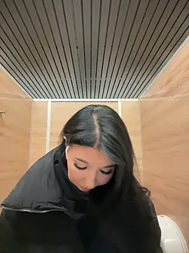 Tisha Busty online show from 2, 2, 2026