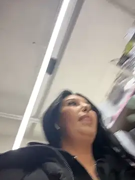 Tisha Busty online show from 4, 3, 2026