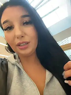 Tisha Busty online show from 14, 3, 2026