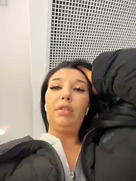 Tisha Busty online show from 28, 2, 2026