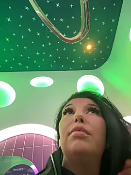 Tisha Busty online show from 23, 11, 2025