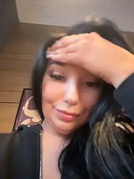 Tisha Busty online show from 25, 4, 2026