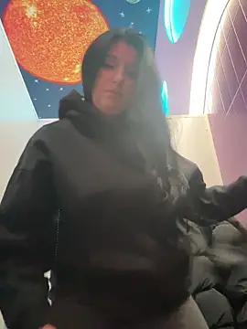 Tisha Busty online show from 10, 2, 2026