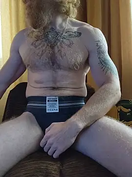 Snapshot of Gingerbeard40 chatting on 30, 5, 2026 Gingerbeard40 online show from 30, 5, 2026