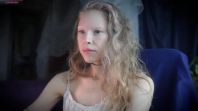  Phantom thread  online show from 7, 4, 2026