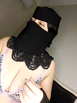 -Arab milf- online show from 13, 3, 2025