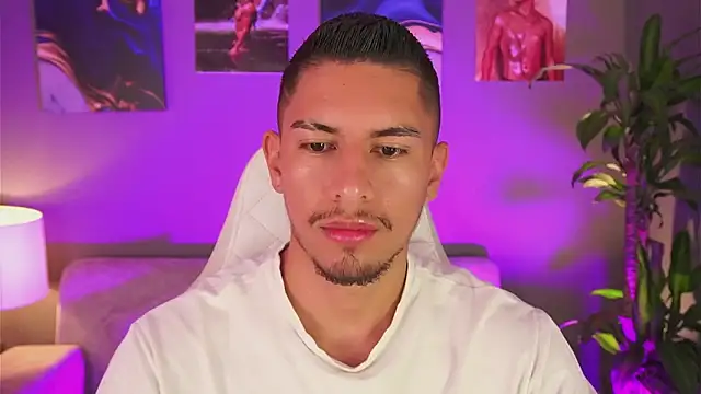 Aaronfox x online show from 28, 1, 2025