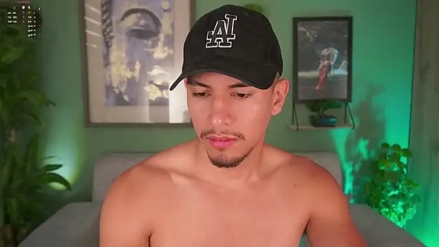 Aaronfox x online show from 28, 2, 2025
