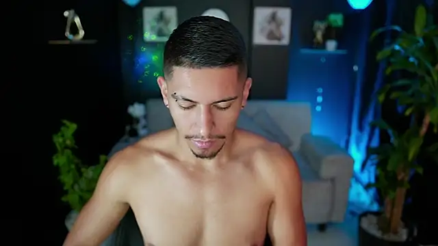 Aaronfox x online show from 24, 11, 2025