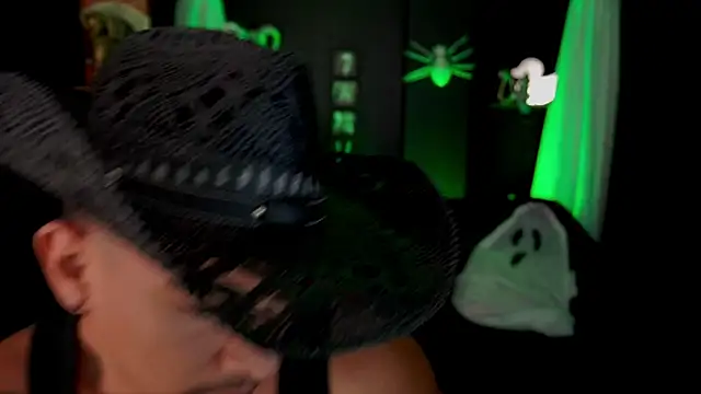 Aaronfox x online show from 1, 11, 2025