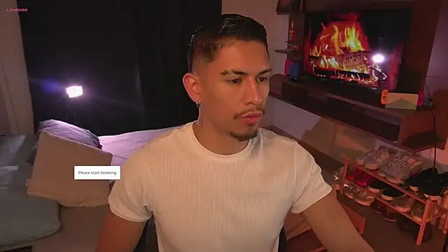 Snapshot of Aaronfox_x chatting on 15, 6, 2026 Aaronfox x online show from 15, 6, 2026