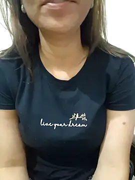 MIss-Naina online show from 2, 3, 2025