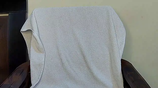 Snapshot of MIss-Naina chatting on 27, 10, 2025 MIss-Naina online show from 27, 10, 2025