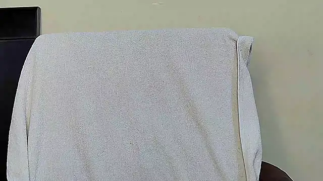 Snapshot of MIss-Naina chatting on 5, 11, 2025 MIss-Naina online show from 5, 11, 2025