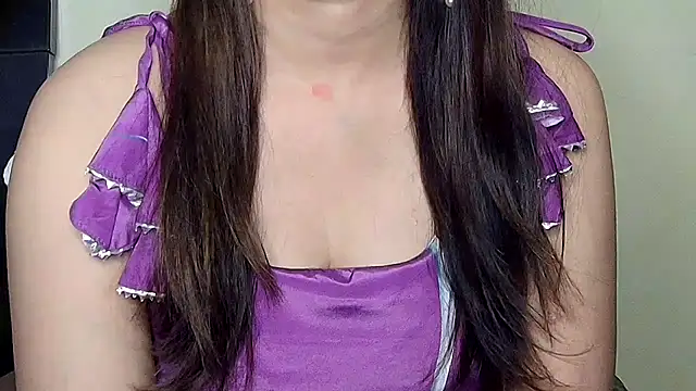 Snapshot of MIss-Naina chatting on 18, 10, 2025 MIss-Naina online show from 18, 10, 2025