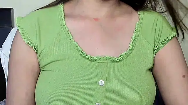 Snapshot of MIss-Naina chatting on 24, 10, 2025 MIss-Naina online show from 24, 10, 2025