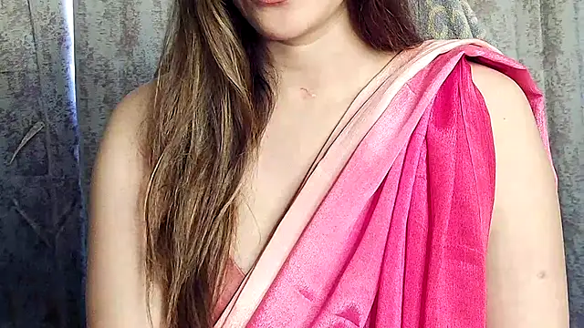 Snapshot of MIss-Naina chatting on 3, 7, 2026 MIss-Naina online show from 3, 7, 2026
