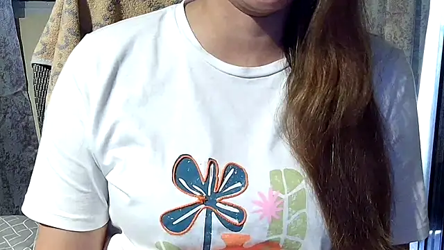 Snapshot of MIss-Naina chatting on 2, 8, 2026 MIss-Naina online show from 2, 8, 2026