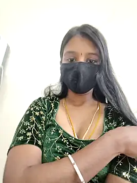 Snapshot of nishatamilmallu chatting on 27, 10, 2025 nishatamilmallu online show from 27, 10, 2025