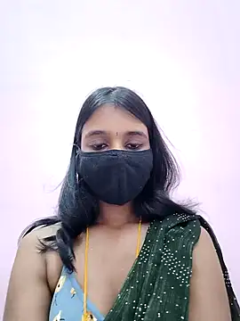 Snapshot of nishatamilmallu chatting on 5, 1, 2025 nishatamilmallu online show from 5, 1, 2025