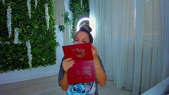 VivienCarter online show from 11, 10, 2025