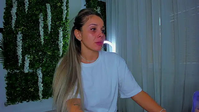 VivienCarter online show from 4, 10, 2025