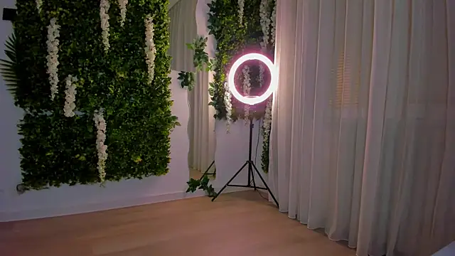 VivienCarter online show from 14, 10, 2025