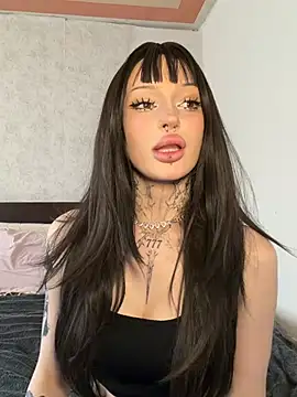 madelinexx online show from 12, 5, 2026