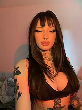 madelinexx online show from 19, 4, 2026