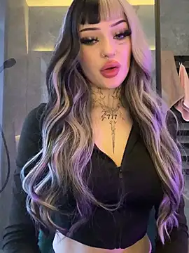 madelinexx online show from 27, 10, 2025