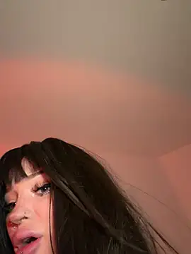 madelinexx online show from 21, 4, 2026