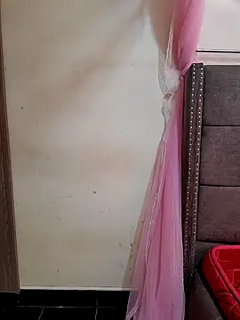 JasminePrice online show from 4, 3, 2025