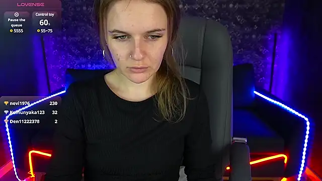 MaribelRiverr  online show from 28, 1, 2025