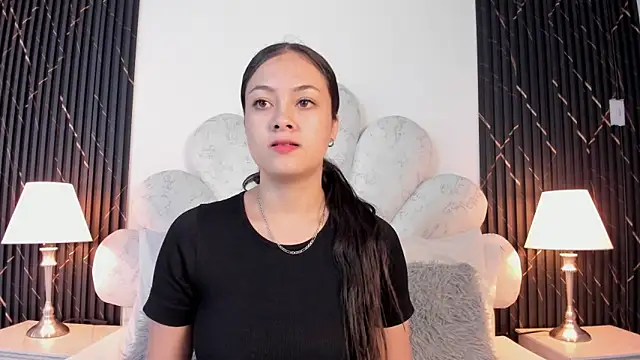 Jaslyn  Smith online show from 5, 5, 2026