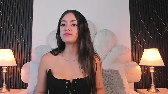 Jaslyn  Smith online show from 3, 6, 2026