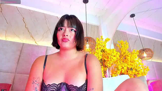 KimVelezz online show from 14, 4, 2026