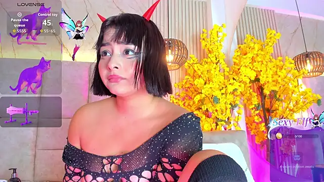 KimVelezz online show from 30, 4, 2026
