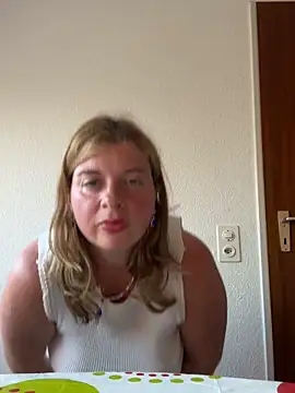 Snapshot of Lombada chatting on 23, 5, 2026 Lombada online show from 23, 5, 2026
