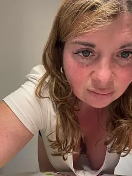 Lombada online show from 6, 4, 2026