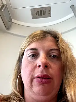 Lombada online show from 23, 10, 2025