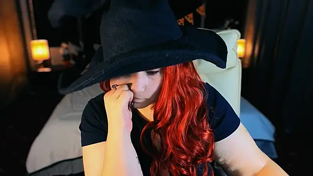 BettyDark online show from 31, 10, 2025