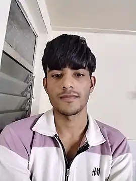 kingkartik7 online show from 3, 3, 2025