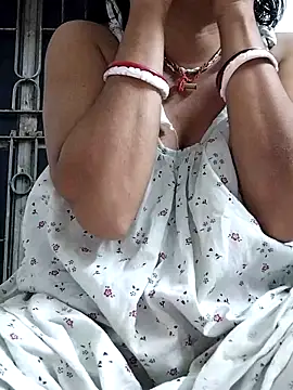 miss-Riy online show from 4, 4, 2026