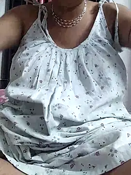 miss-Riy online show from 8, 6, 2026