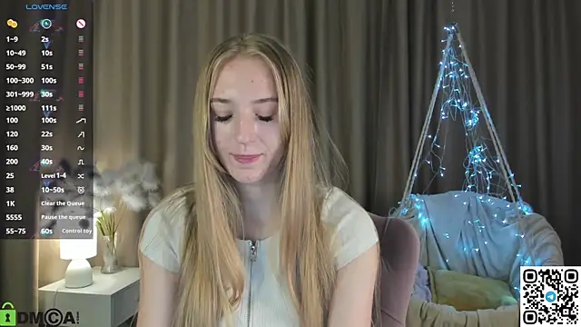 Stacy River online show from 9, 10, 2025