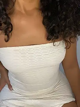 morena fire  online show from 8, 12, 2024