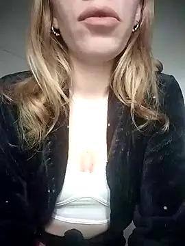 EvaRush online show from 5, 10, 2025