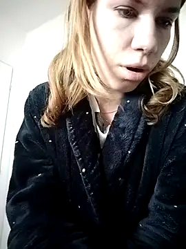 EvaRush online show from 6, 11, 2025