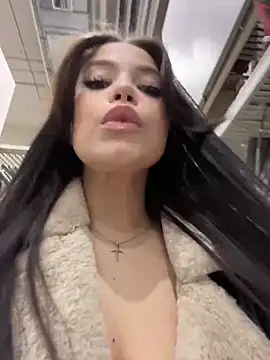 Chloe  Moon online show from 15, 12, 2025